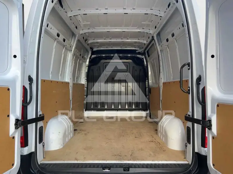 2022 Renault Master