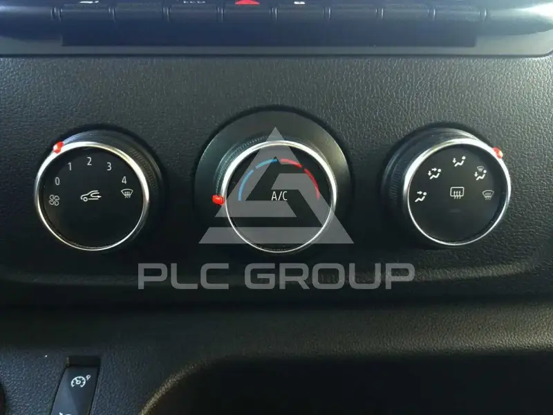 2022 Renault Master