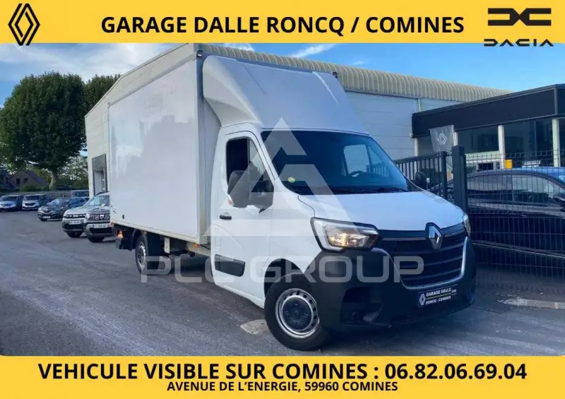 2022 Renault Master