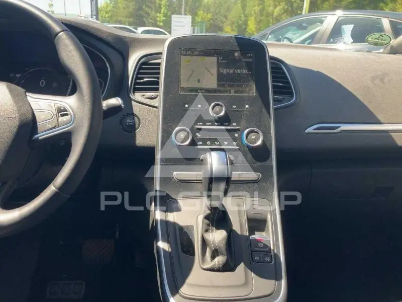 2022 Renault Scenic