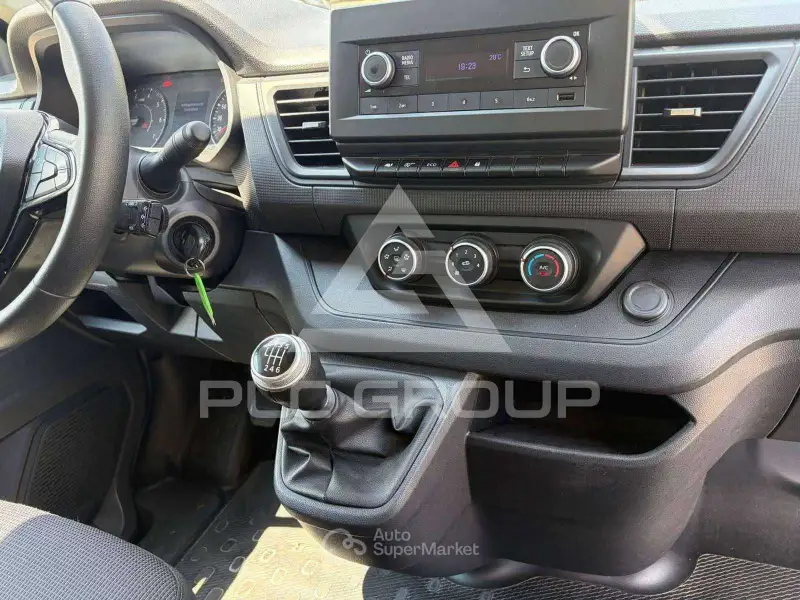 2022 Renault Trafic
