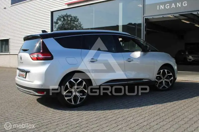 2022 Renault Grand Scenic