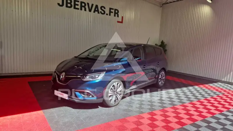 2022 Renault Grand Scenic