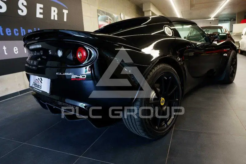 2022 Lotus Elise