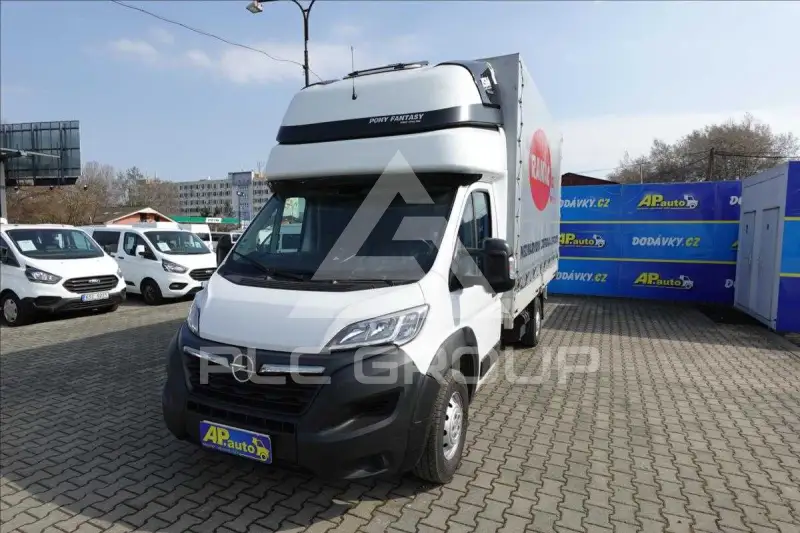 2022 Opel Movano