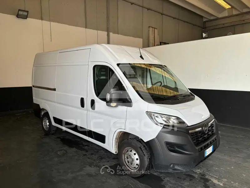 2022 Opel Movano