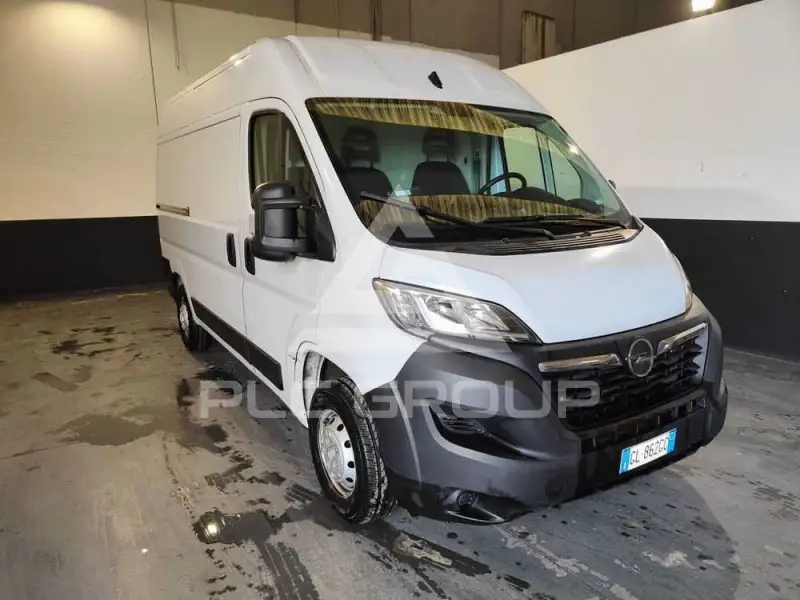 2022 Opel Movano