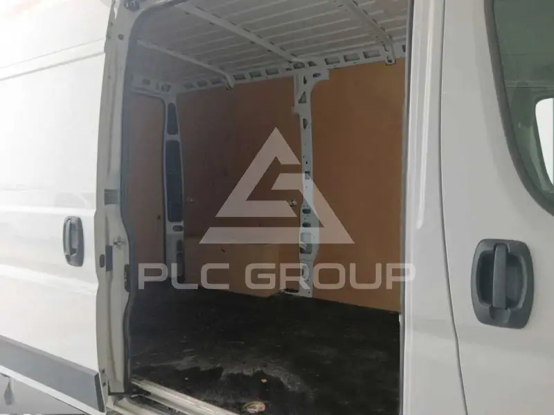 2022 Opel Movano