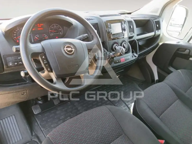 2022 Opel Movano