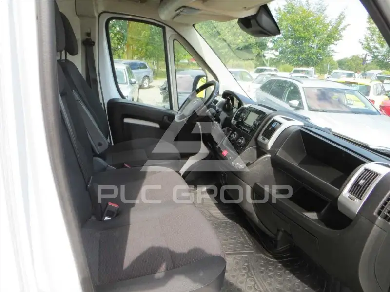 2022 Opel Movano