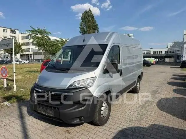 2022 Opel Movano