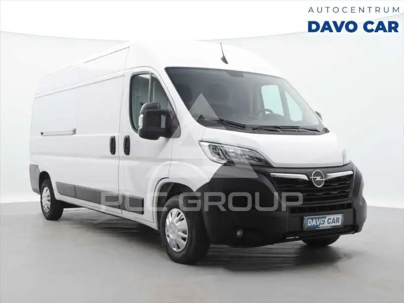 2022 Opel Movano