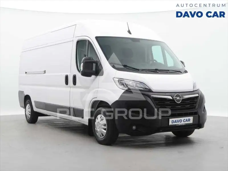 2022 Opel Movano