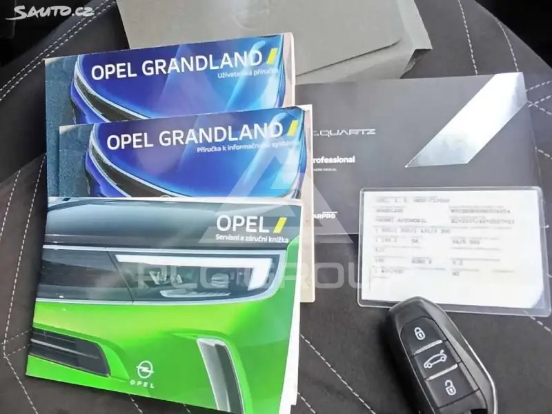 2022 Opel GrandlandX