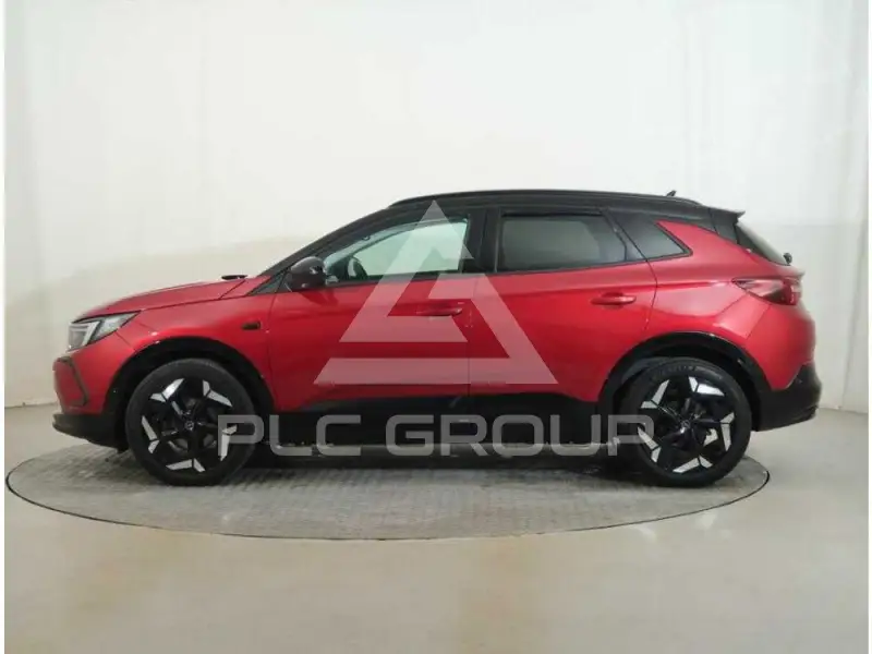 2022 Opel GrandlandX