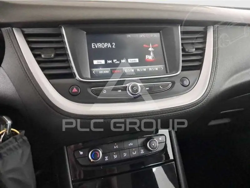 2022 Opel GrandlandX