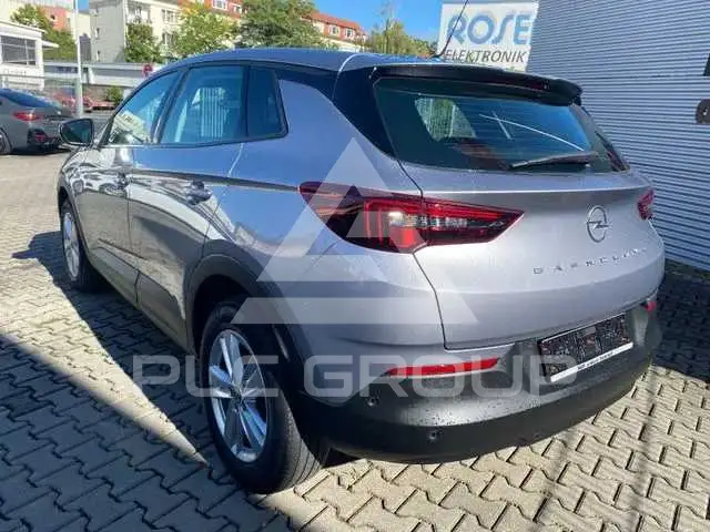 2022 Opel GrandlandX