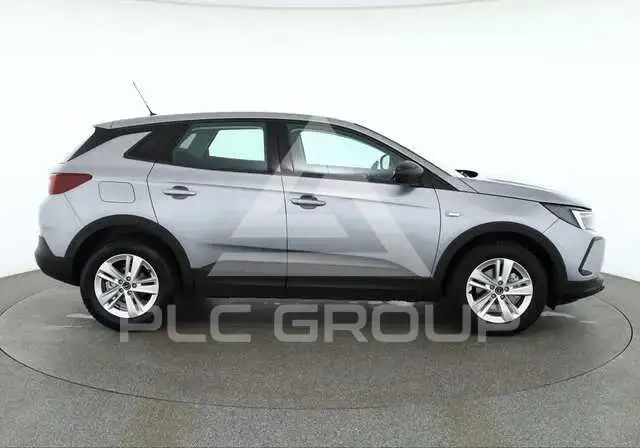 2022 Opel GrandlandX