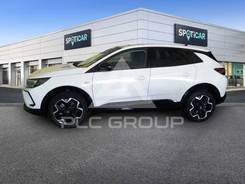 2022 Opel GrandlandX