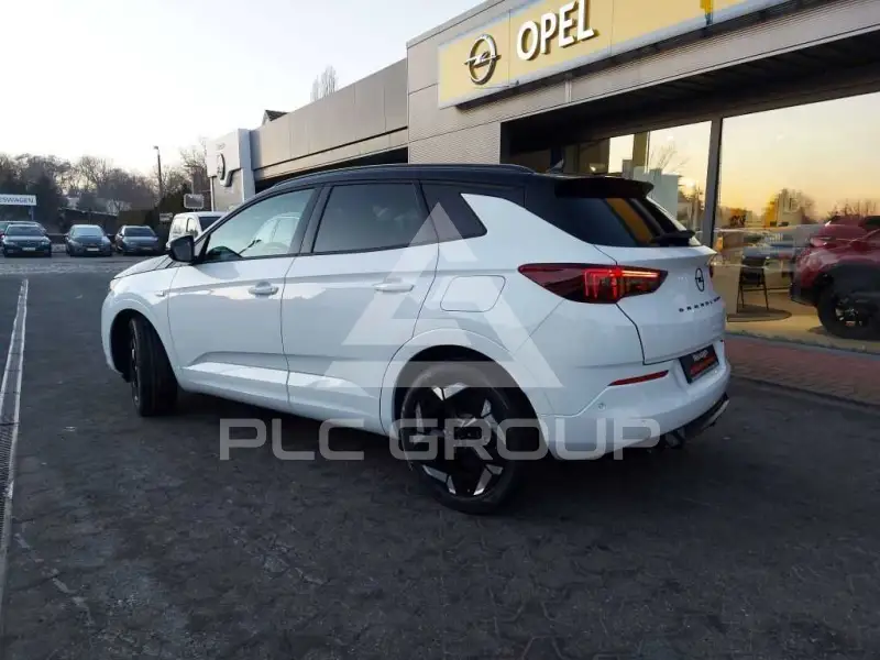 2022 Opel GrandlandX