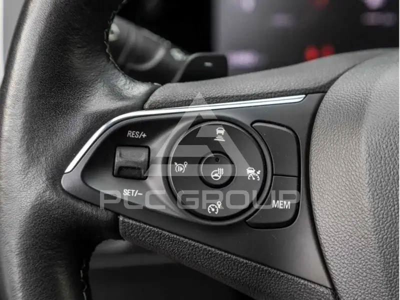 2022 Opel GrandlandX