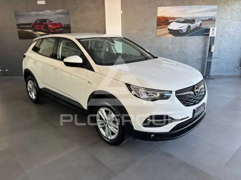 2022 Opel GrandlandX