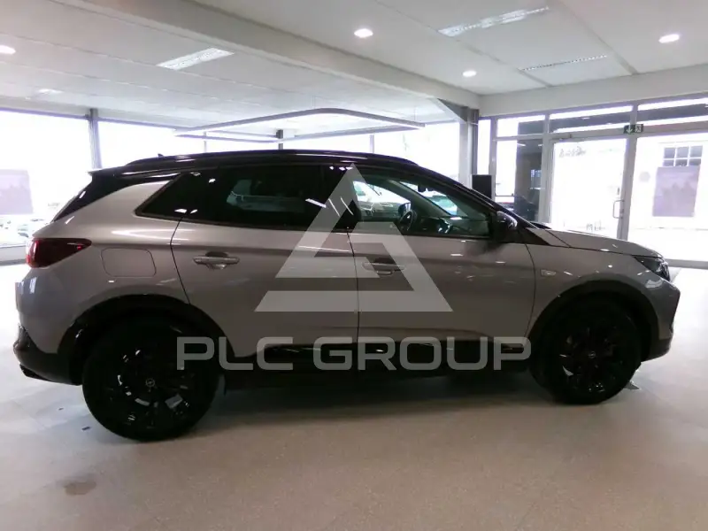 2022 Opel GrandlandX