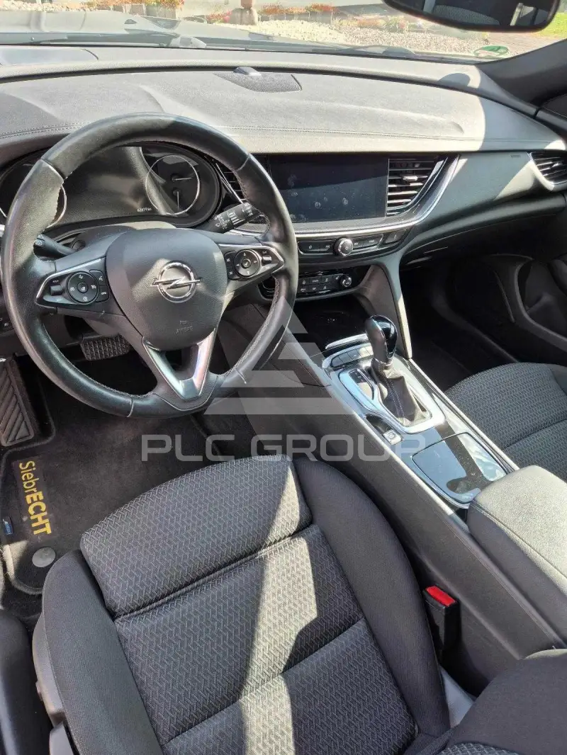2022 Opel Insignia