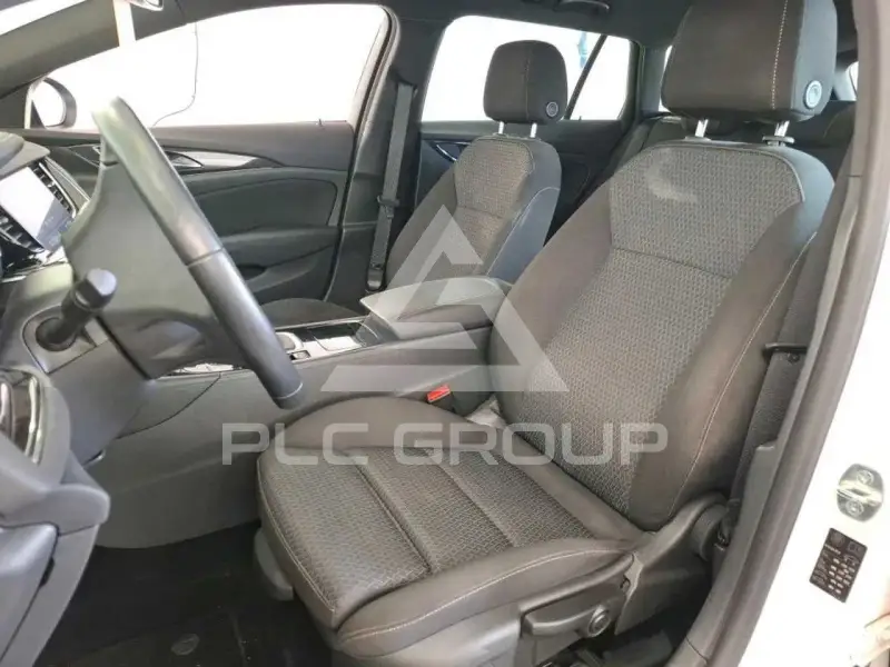 2022 Opel Insignia