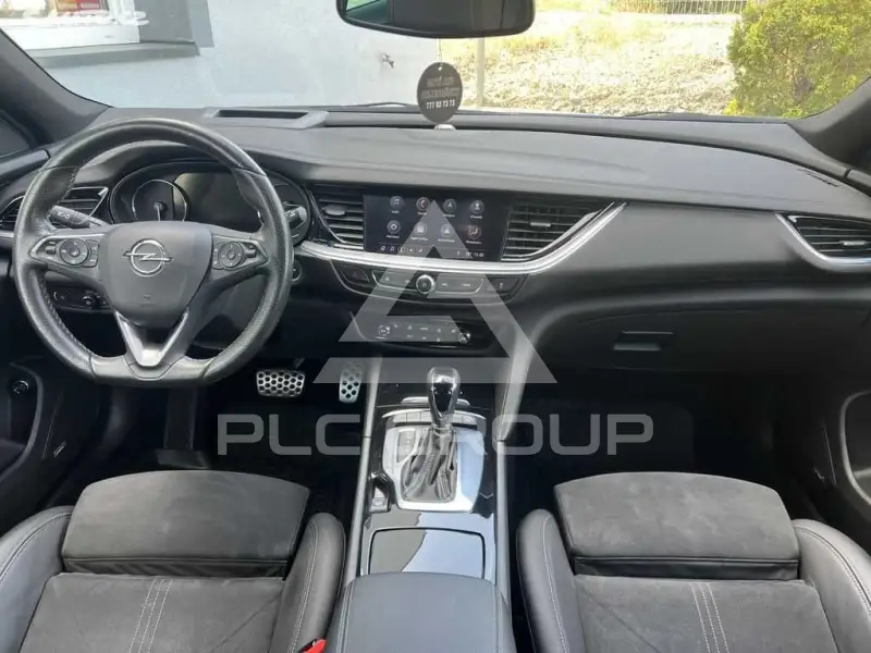2022 Opel Insignia