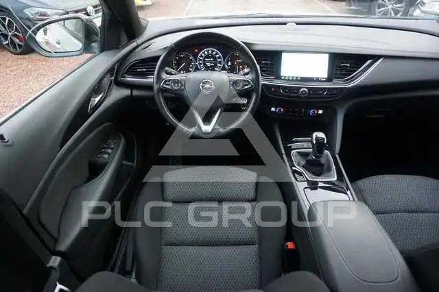 2022 Opel Insignia