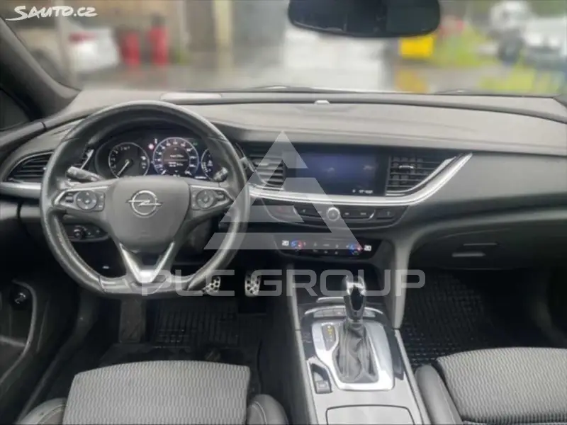 2022 Opel Insignia