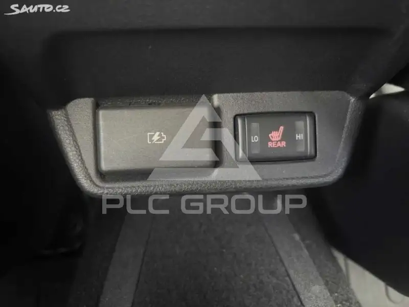2023 Nissan LEAF