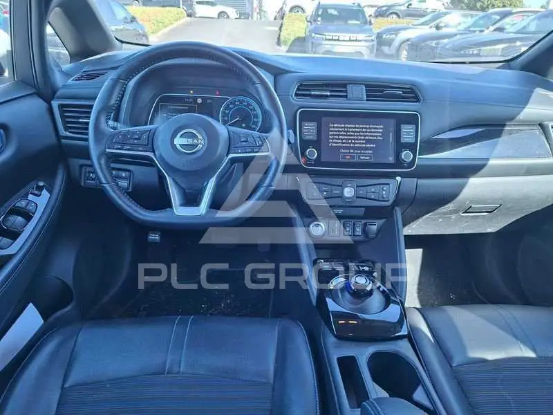 2023 Nissan LEAF
