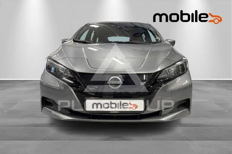 2023 Nissan LEAF