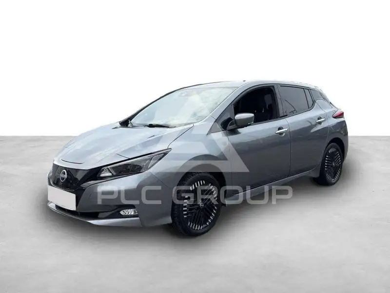 2023 Nissan LEAF