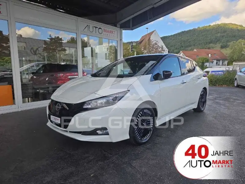 2023 Nissan LEAF