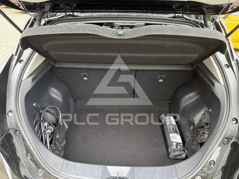 2023 Nissan LEAF
