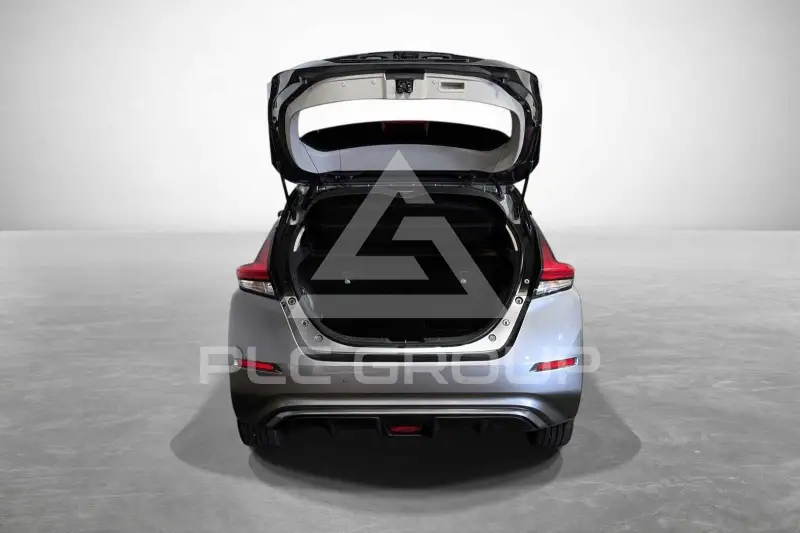2023 Nissan LEAF