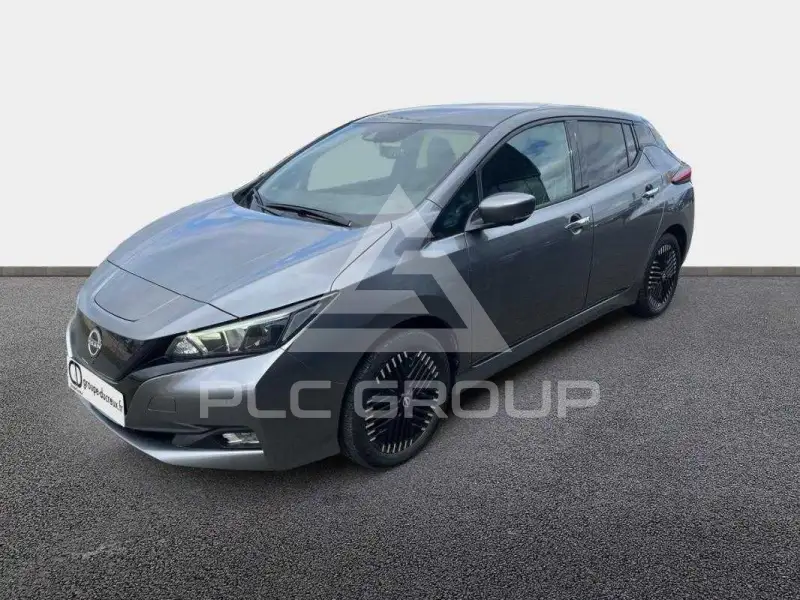 2023 Nissan LEAF