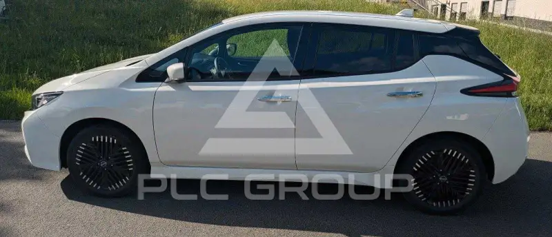 2023 Nissan LEAF