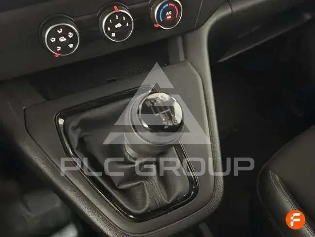 2023 Nissan TOWNSTAR