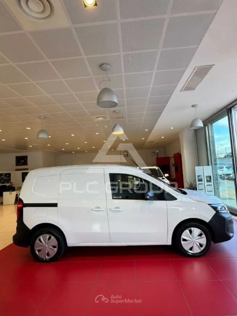 2023 Nissan TOWNSTAR