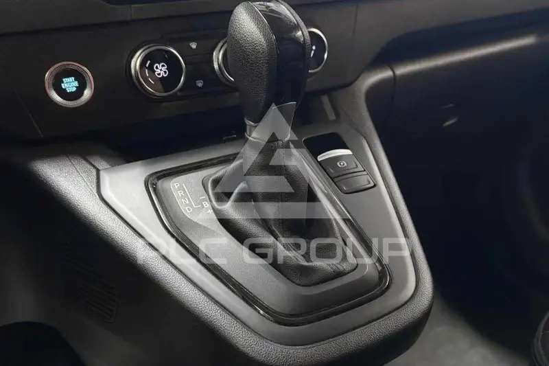 2023 Nissan TOWNSTAR