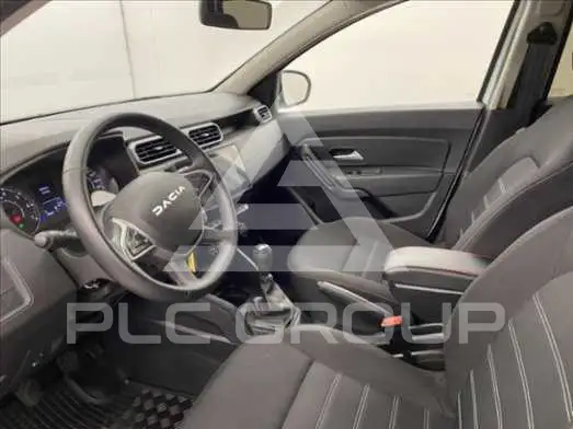 2023 Dacia Duster