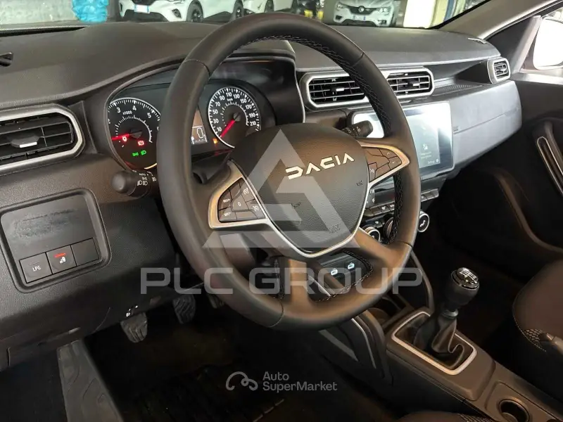 2023 Dacia Duster