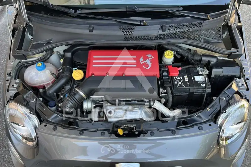 2023 Abarth 595