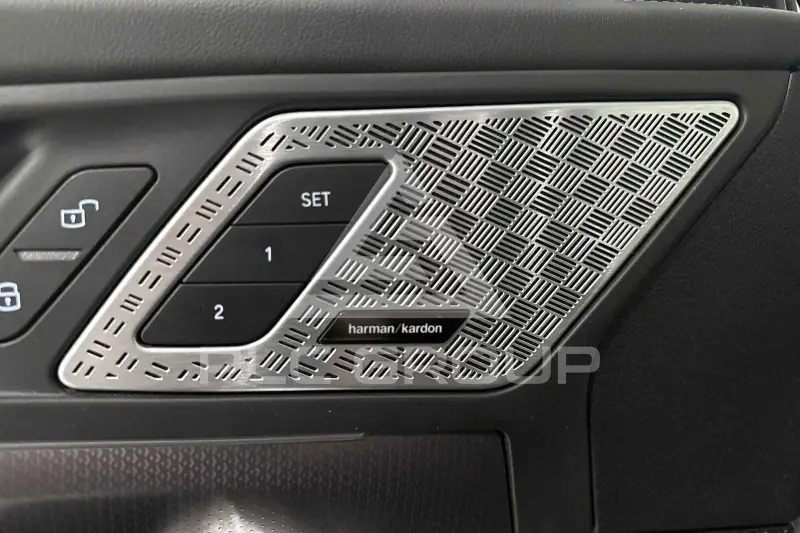 2023 BMW iX