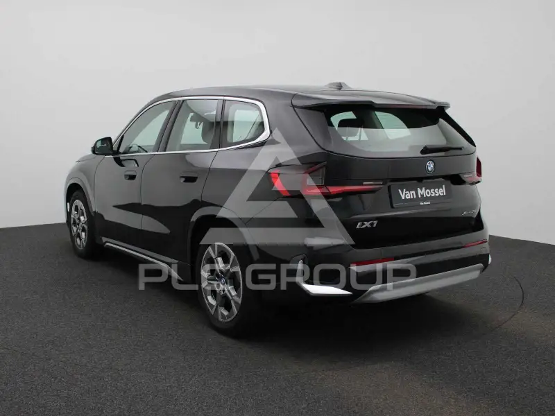 2023 BMW iX