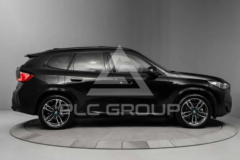 2023 BMW iX